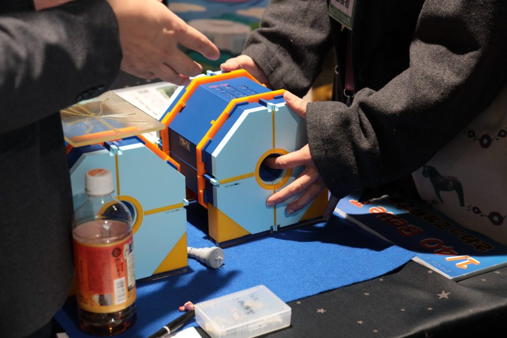 視覚障害のある方にもブースに寄っていただきました