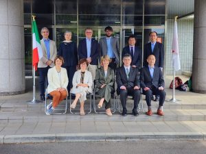 【大正11年3月23日発行】T.R.K. 東京理化学器械同業組合 イタリアのトリノ大学学長一行がKEKを訪問 - KEK｜高エネルギー加速器